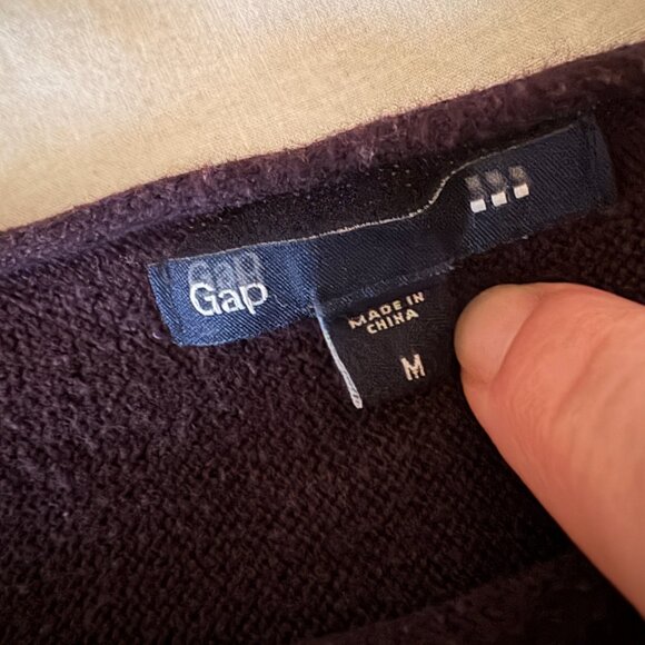 EUC Gap Deep Plum Long Sleeve Lightweight Sweater | Sz M - Picture 2 of 6